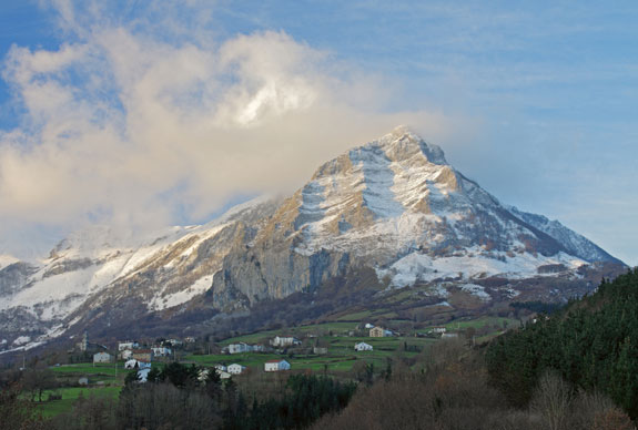 Mountains of Navarre, Spain md