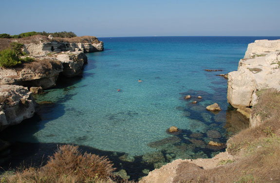 Rocky Coastline Puglia, Italy md