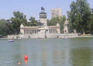 Estanque Grande Parque del Buen Retiro Madrid, Spain