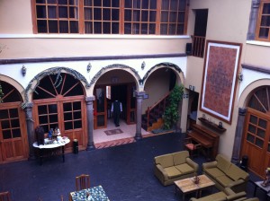 Lobby Courtyard Los Andes de America, Cusco Peru