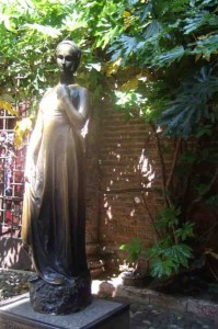 Statue of Juliet, Verona Italy